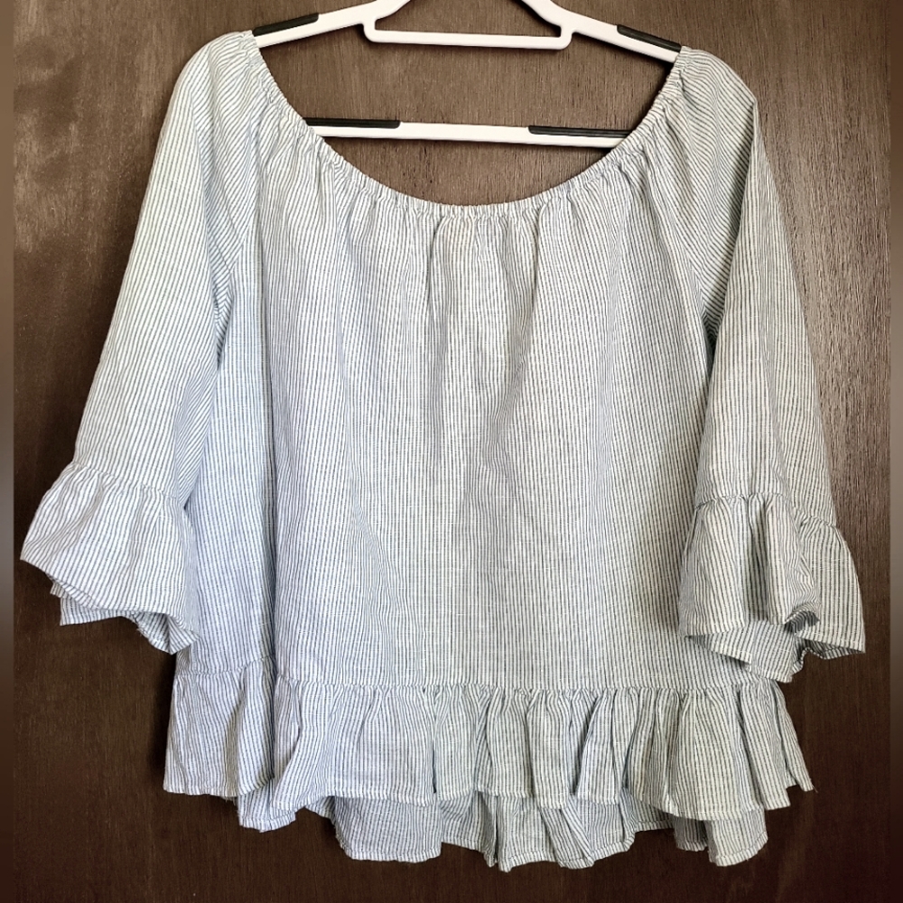 EUC Sanctuary Linen/Cotton Blend Vertical Striped Blouse 🩵🤍